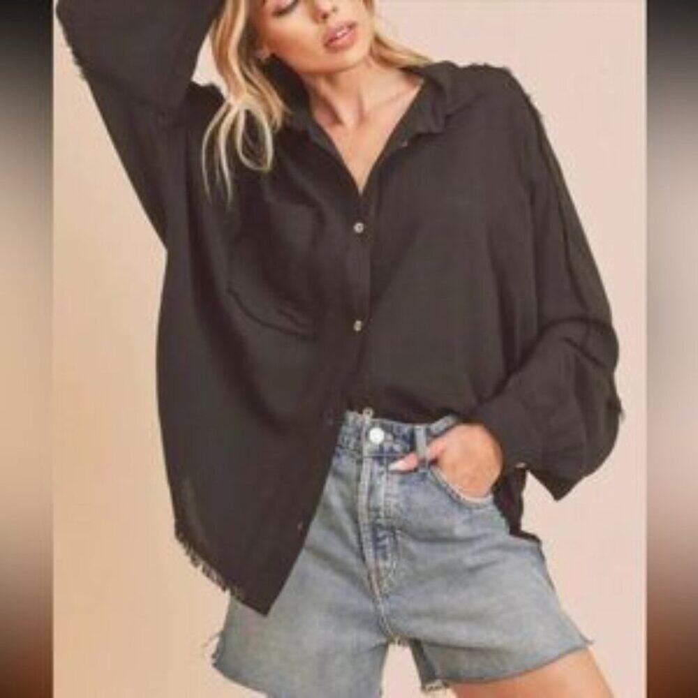 AEMI+CO Black Raw Edge Button-Up Shirt Contemporary Distressed Size Small